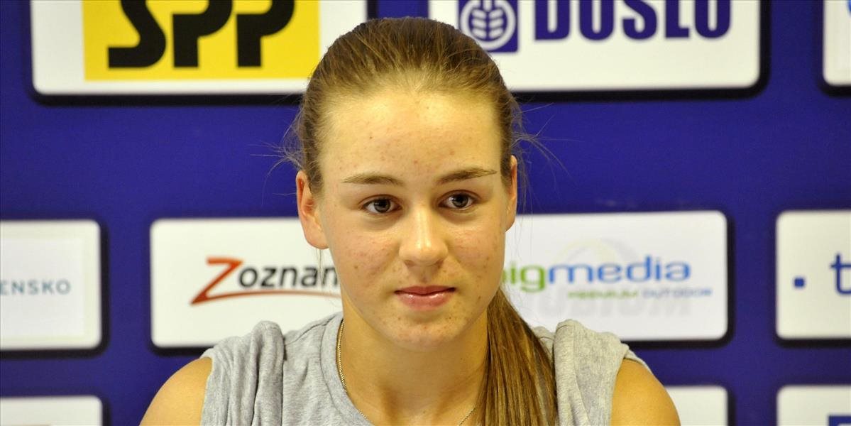 ITF Bratislava: Kristína Schmiedlová cez Kužmovú do štvrťfinále