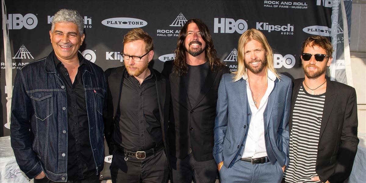 Foo Fighters zrušili zvyšok európskeho turné
