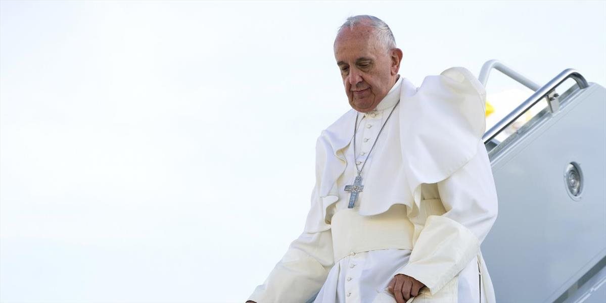 Vatikán naznačil možnosť zmeny pápežovho programu v Afrike