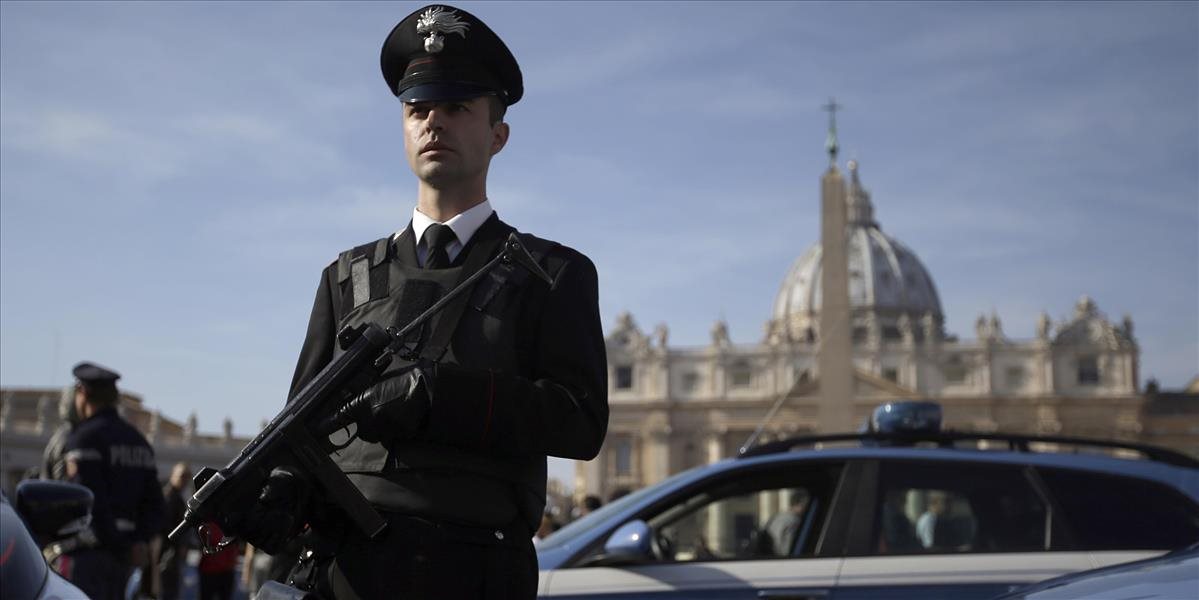Taliansko po parížskych útokoch zvýšilo ochranu v Ríme, do ulíc nasadili vojakov
