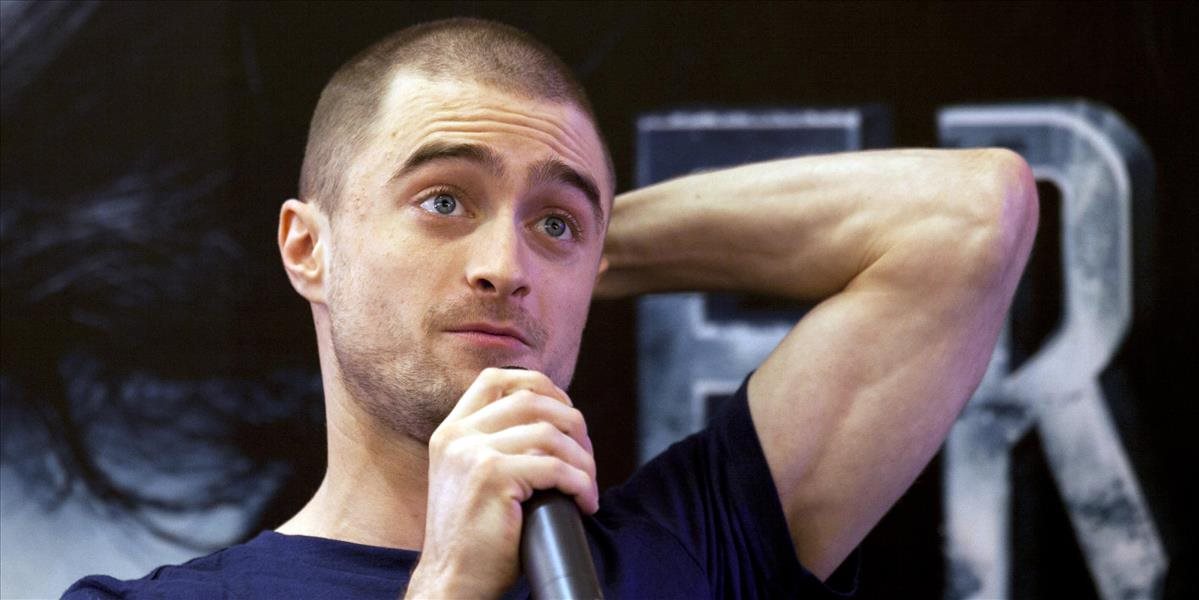 Daniel Radcliffe sa priznal: Po Harrym Potterovi som veľa pil