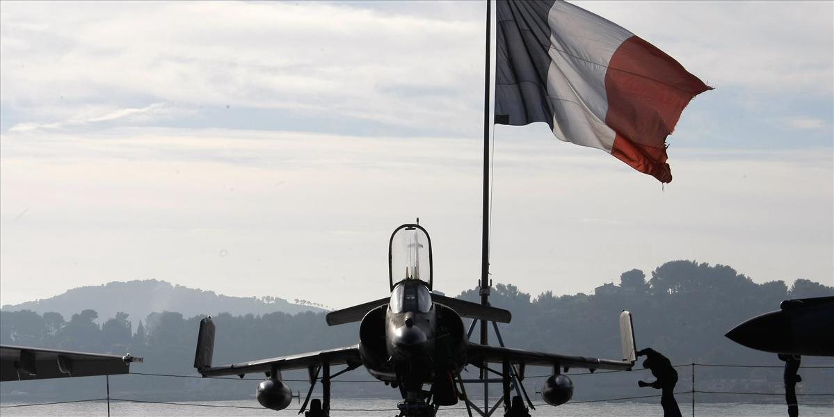 Ruské a francúzske letectvo sa dohovárali na spoločnom postupe proti IS v Sýrii