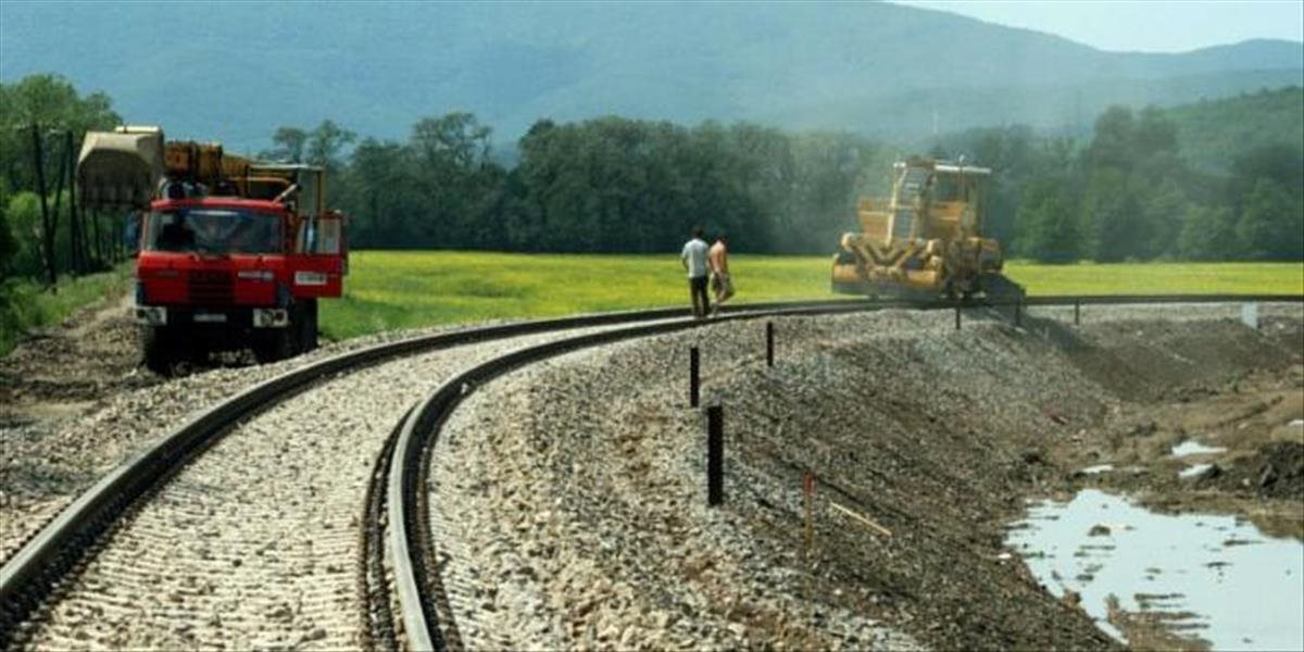 Železničiari budú vymieňať podvaly, na trati Trnava – Šelpice nahradí vlaky autobus