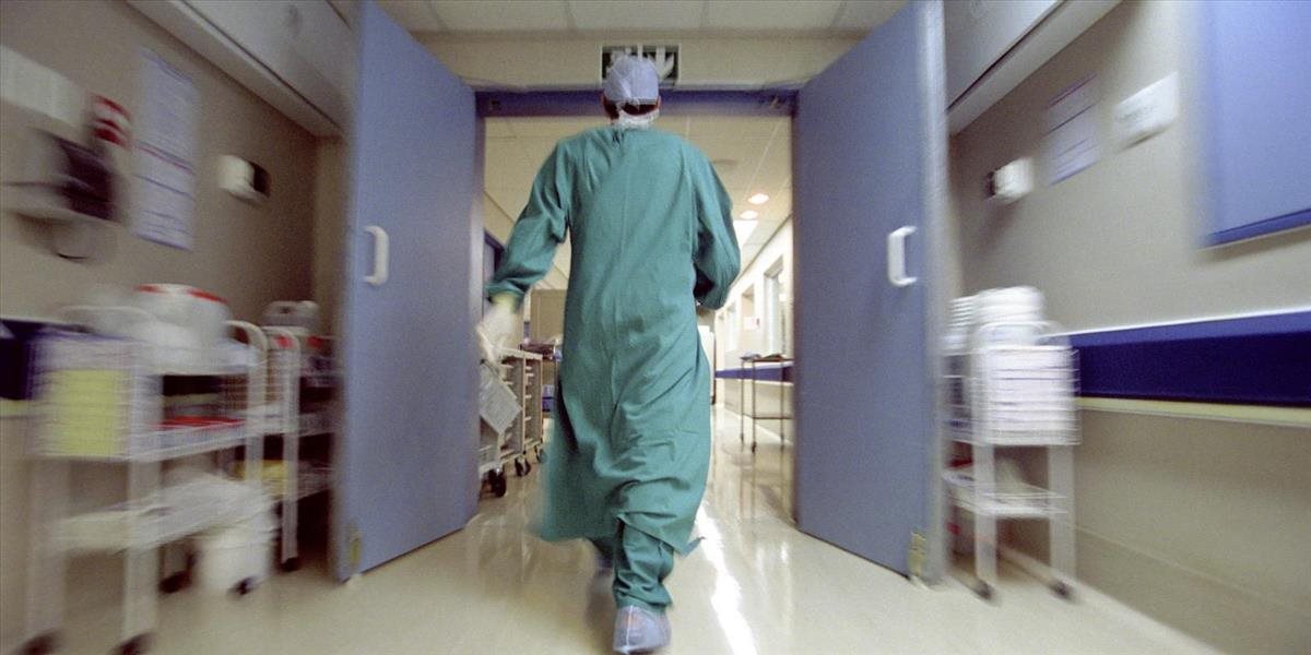 V nemocnici v Kladne leží vo vážnom stave muž priotrávený metanolom