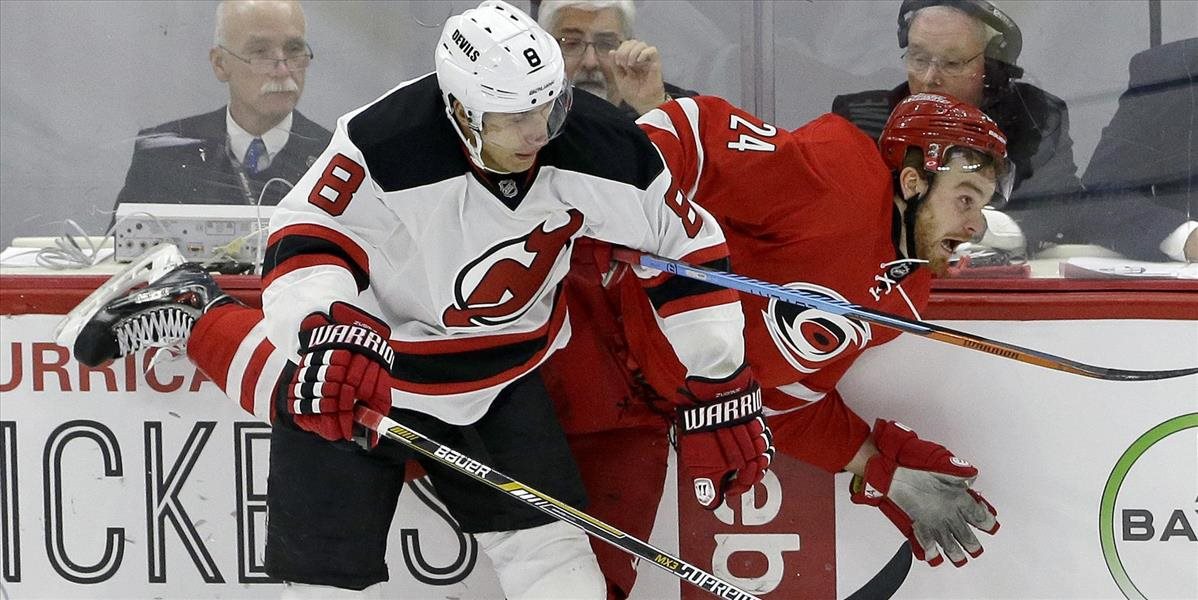NHL: Zubrus uspel na skúške, podpísal so Sharks ročnú zmluvu