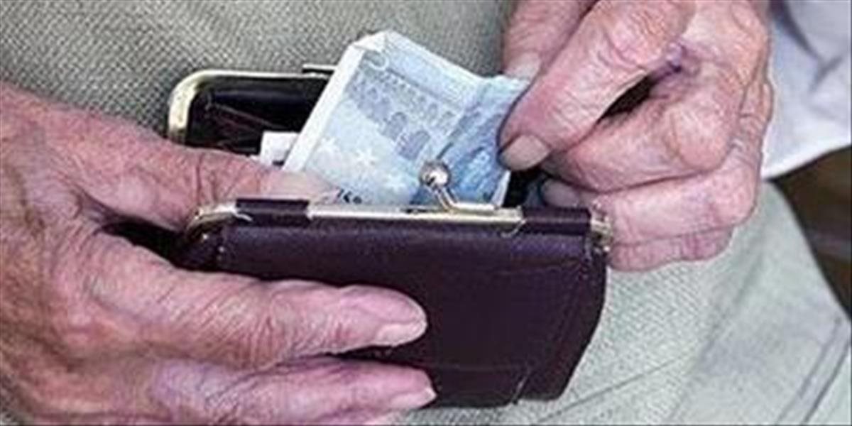 Podvodník, ktorý od dôchodkyne vylákal stovky eur, si môže posedieť dva roky