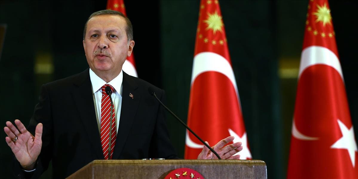Erdogan vyzval na prijatie novej ústavy, dala by mu širšie právomoci