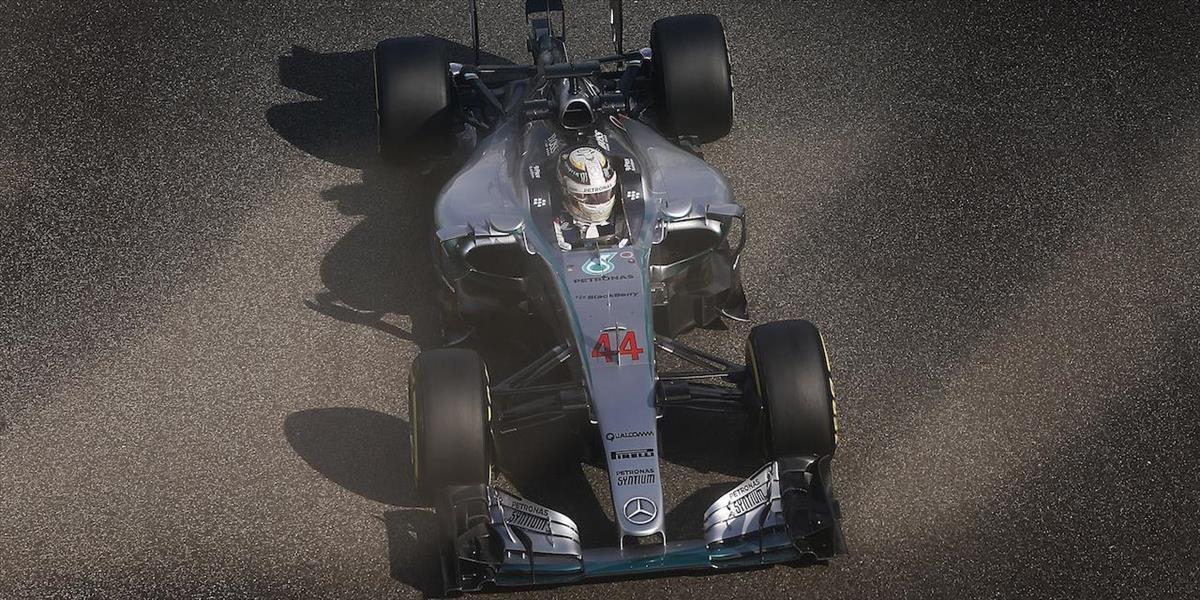 F1: Prvý tréning v Abú Zabí v podaní Hamiltona