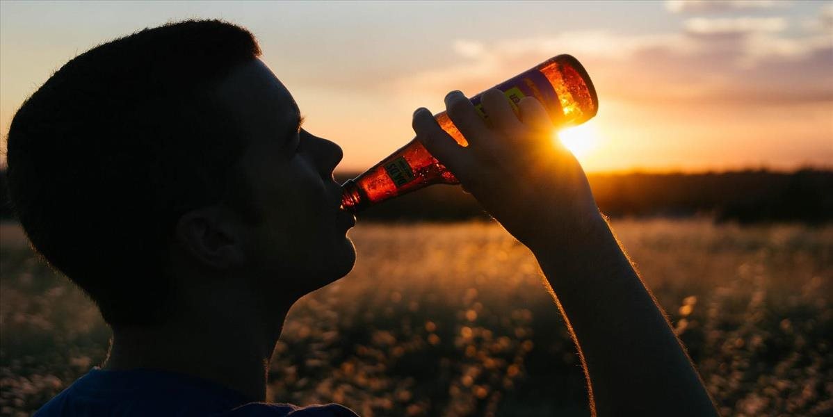 Popíjať alkohol na verejnosti už nebude možné ani na sídliskách v Nitre
