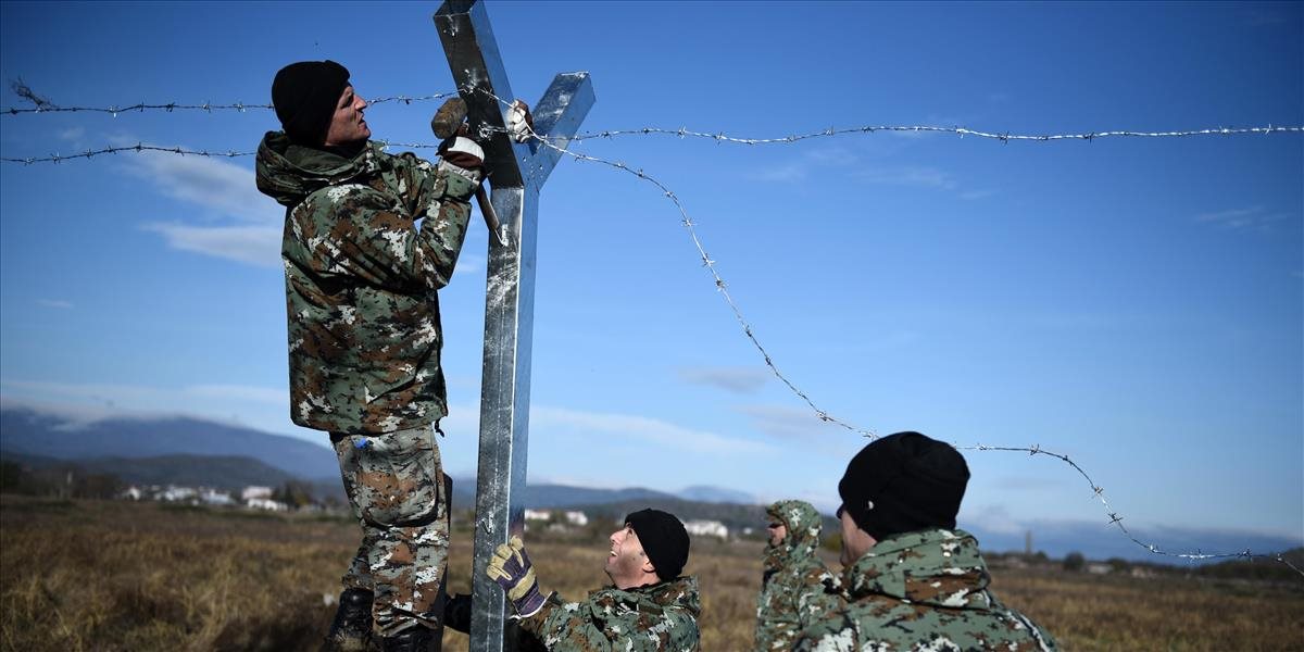 Armáda začala na hraniciach s Gréckom budovať plot