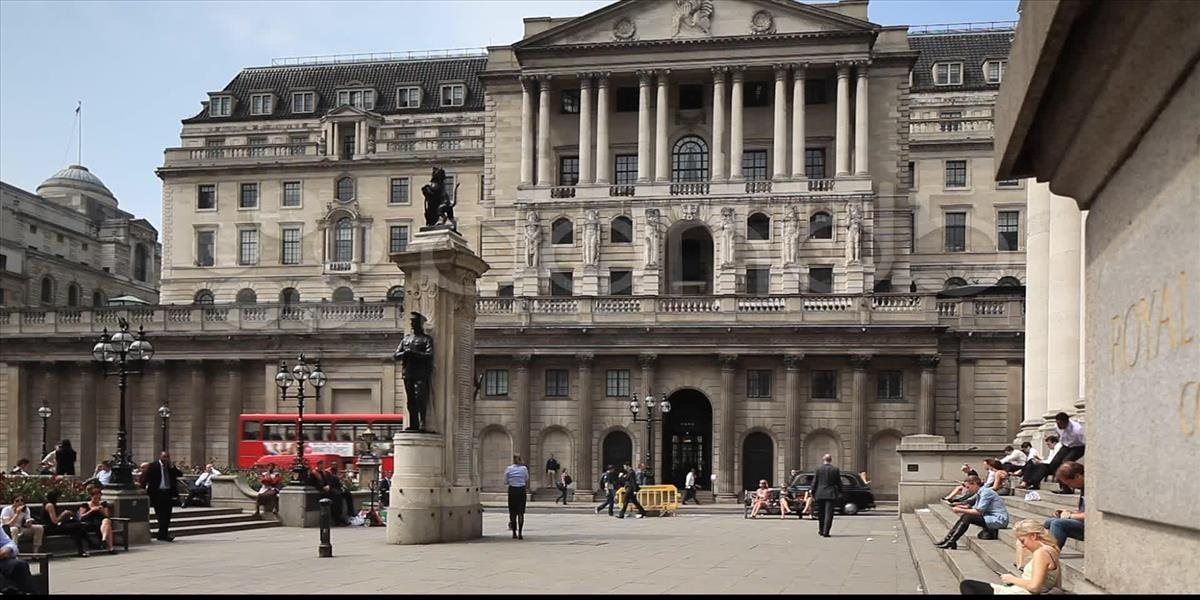 Hlavné britské komerčné banky sú zdravé, obstáli v stresovom teste BoE