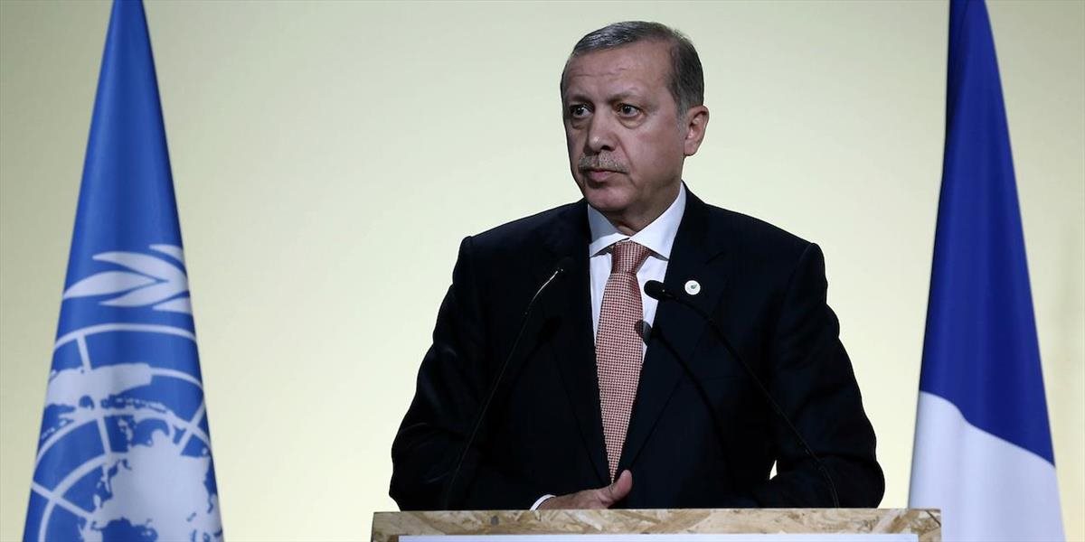Erdogan odstúpi, ak sa obvinenia Ruska ohľadom ropy od IS ukážu ako pravdivé
