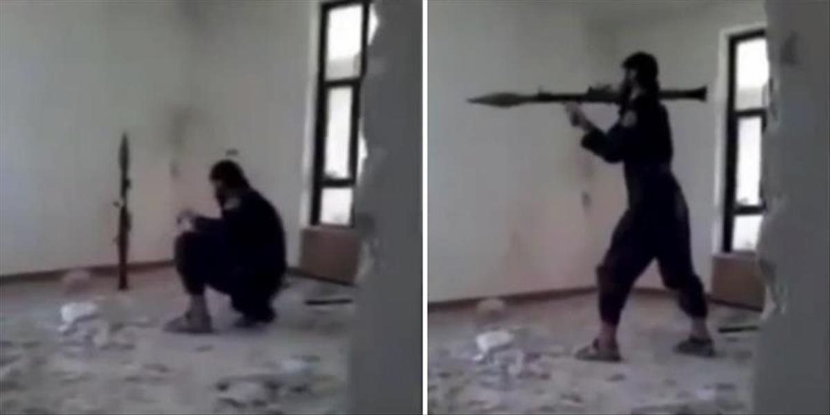 VIDEO Šikovný bojovník z Islamského štátu chce vypáliť RPG cez dieru v stene, výbuch ho zabil