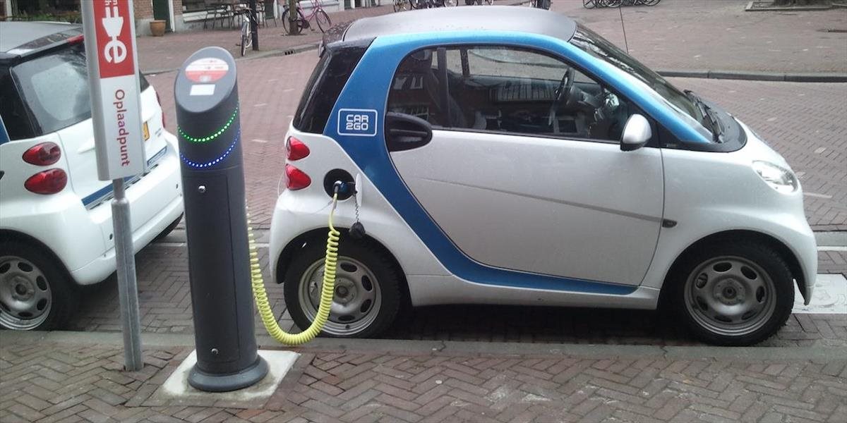 V Budapešti budú môcť elektromobily parkovať bezplatne