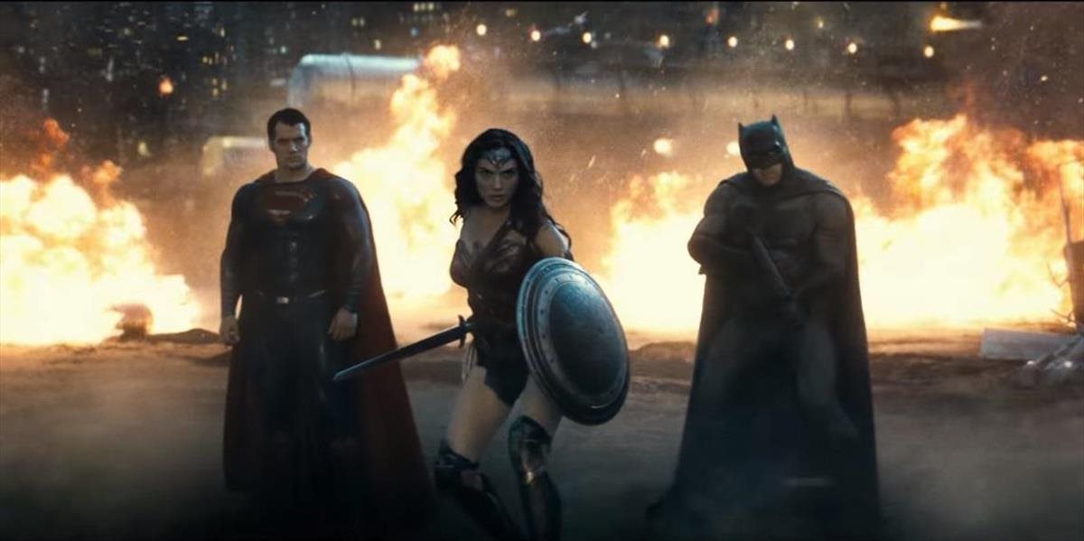VIDEO Zverejnili trailer k filmu Batman vs Superman: Dawn of Justice