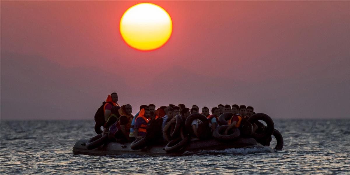 V Stredozemnom mori najnovšie zachránili takmer 2-tisíc migrantov