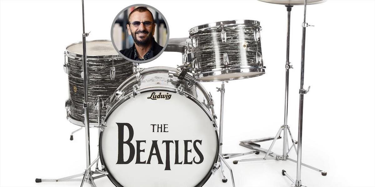 Bicie na ktorých hrával Ringo Starr, vydražili za 2,2 milióna dolárov