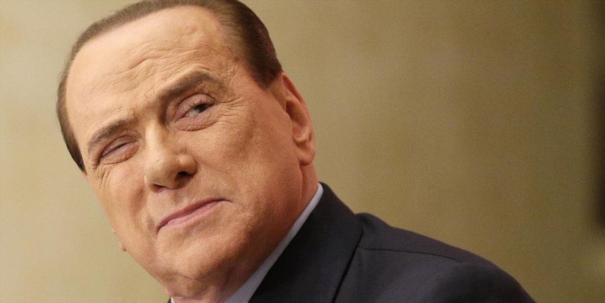 Berlusconiho v Miláne operovali, vymenili mu kardiostimulátor