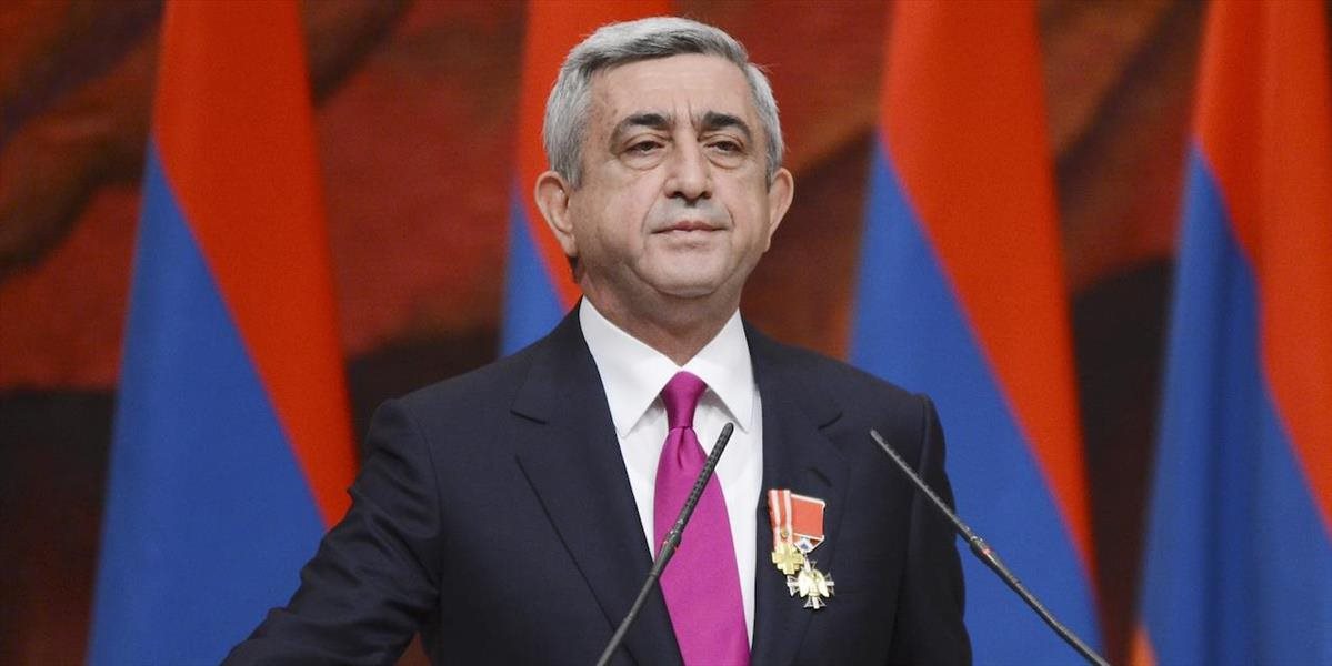 Arméni v referende schválili prechod k parlamentnej forme vlády
