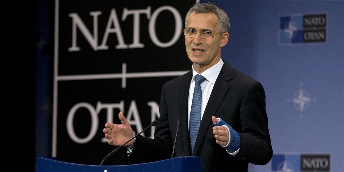 Stoltenberg: NATO nevyšle pozemné sily do boja proti Islamskému štátu