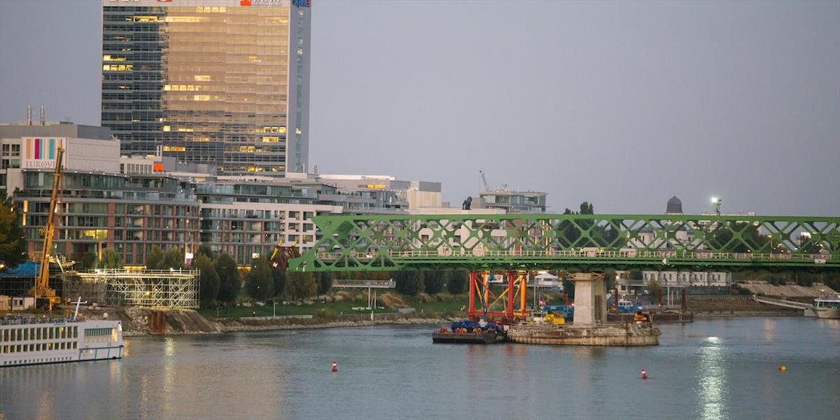 Starý most chce nezisková organizácia premenovať na Most Emila Galla