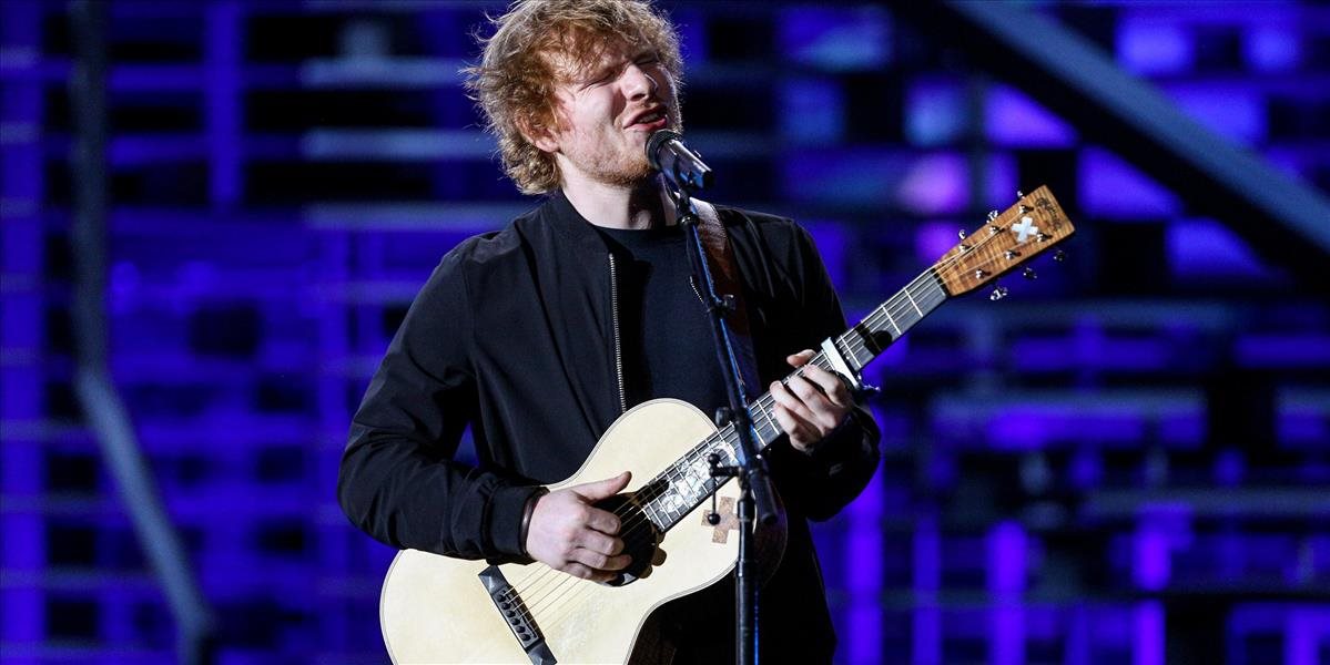 Ed Sheeran podstúpi operáciu ušného bubienka