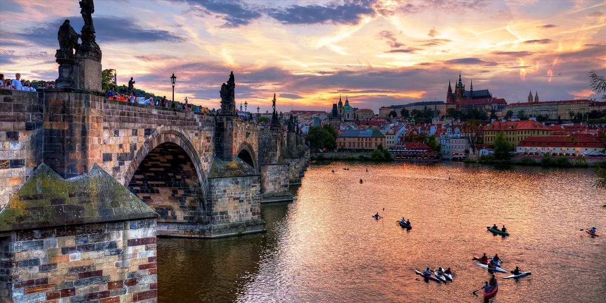 Česko má návrh stupnice ohrozenia terorizmom, zvažuje kontroly na hraniciach