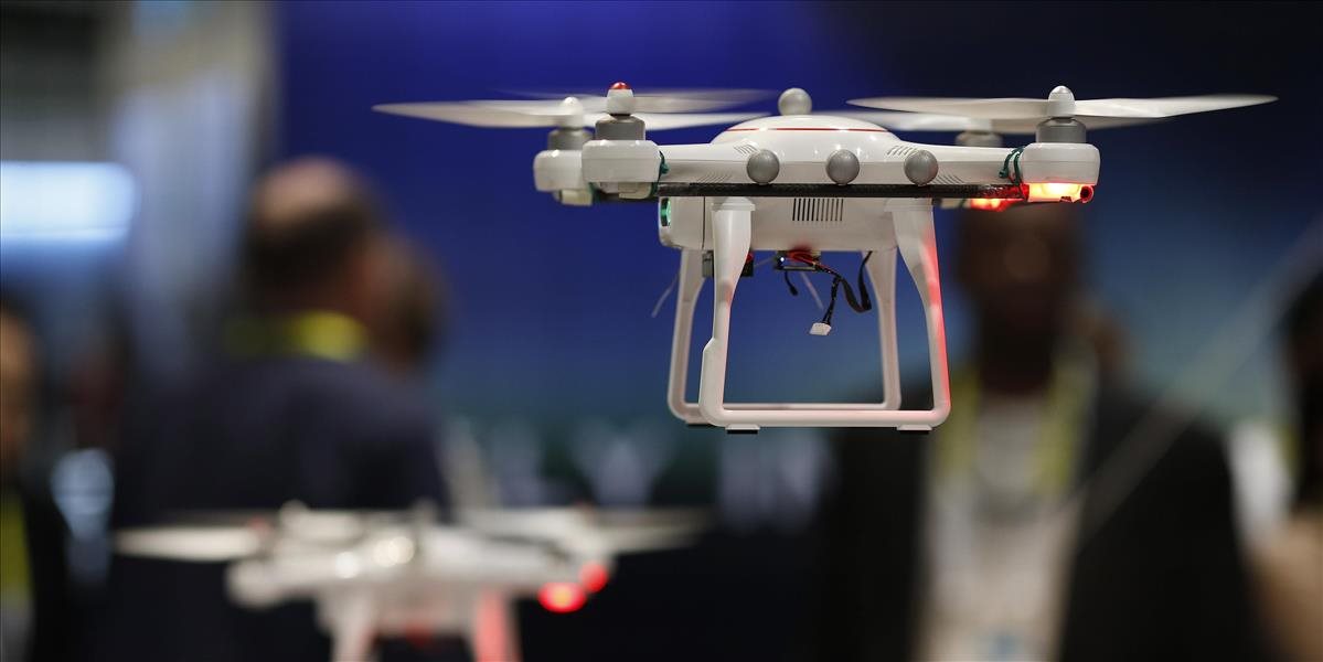 Japonsko zakázalo prevádzkovanie dronov nad obývanými oblasťami