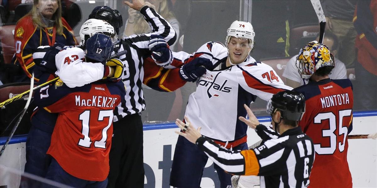 NHL: Duel Floridy s Washingtonom meškal pre záchranárov