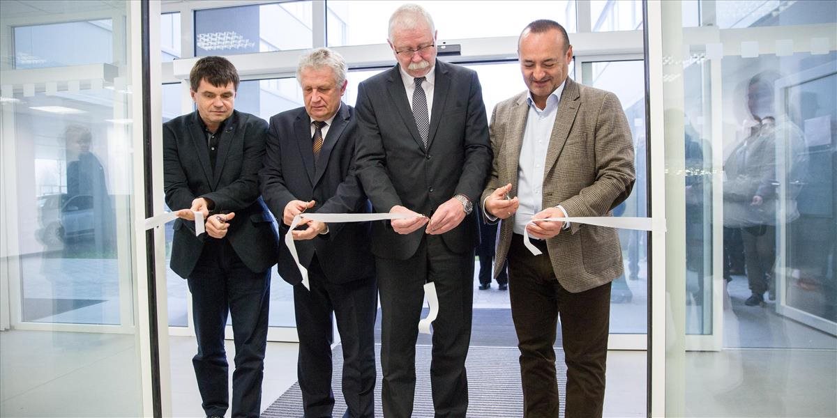 FOTO Vedci slávnostne otvorili Univerzitný vedecký park,stál viac ako 39 miliónov eur