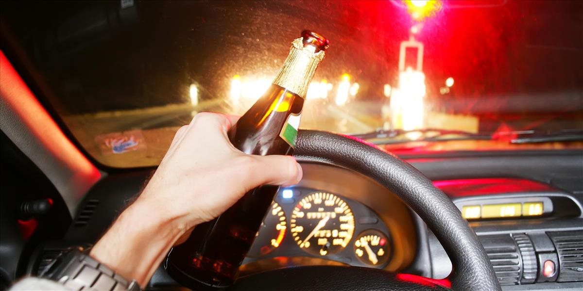 Opitý vodič zavinil v Trenčíne dopravnú nehodu