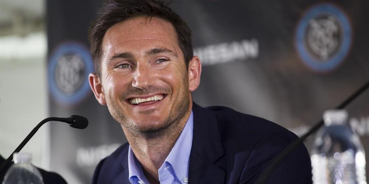 Lampard: Vyhodenie Mourinha by nemalo zmysel