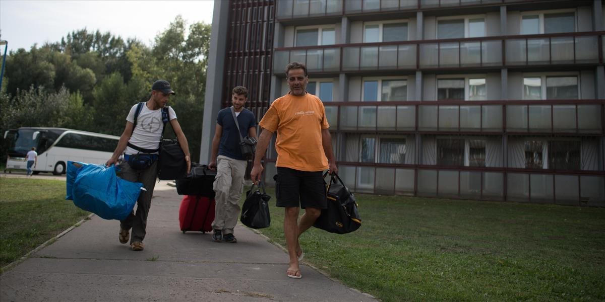 Z Gabčíkova odišlo už 369 žiadateľov o rakúsky azyl