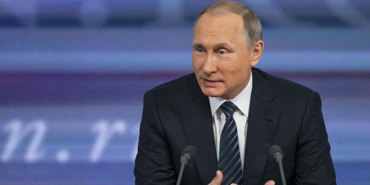 Putin: Ruská ekonomika má najhoršie obdobie krízy za sebou