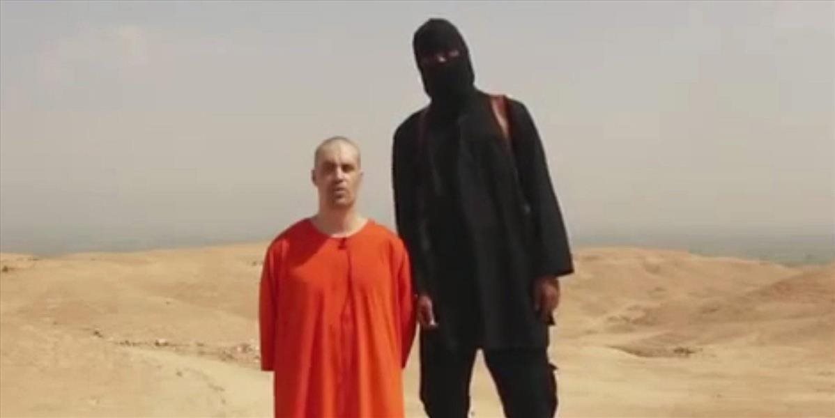 Rodina novinára Foleyho, ktorého zabil IS, protestuje proti tvítom Le Penovej