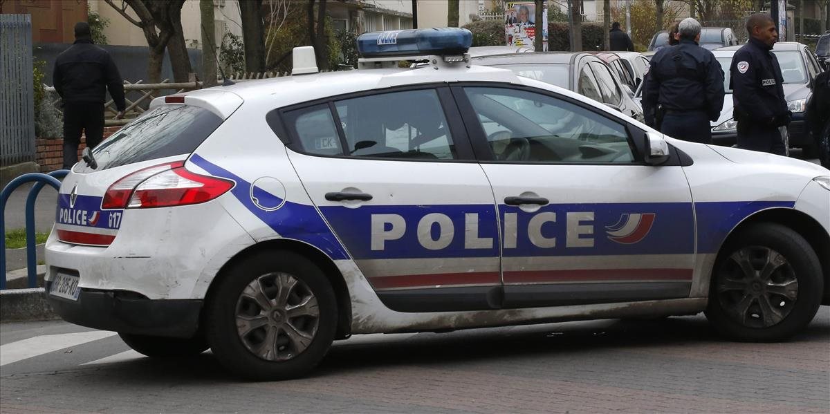 U zadržaného muža sa nepotvrdilo napojenie na páchateľov parížskych atentátov