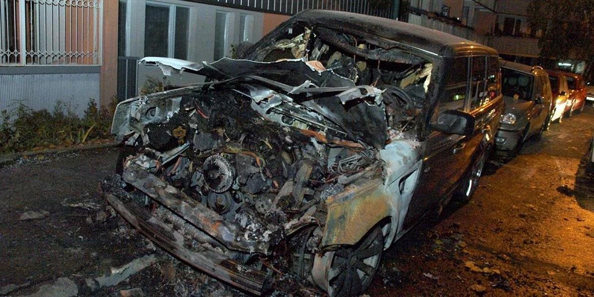 Požiar v Košiciach zasiahol v noci tri autá