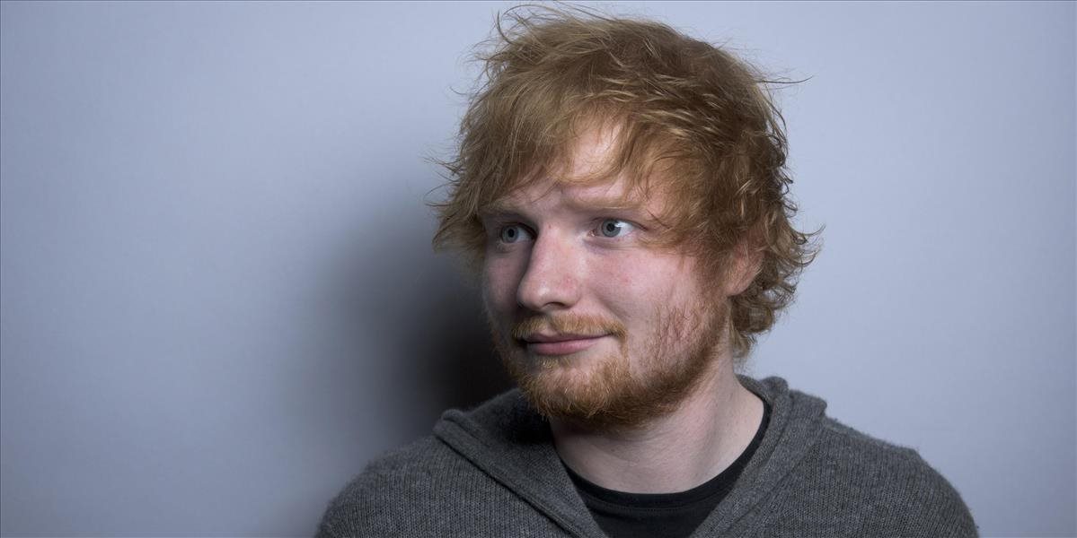 Ed Sheeran kúpil rodičom auto a byt v Londýne