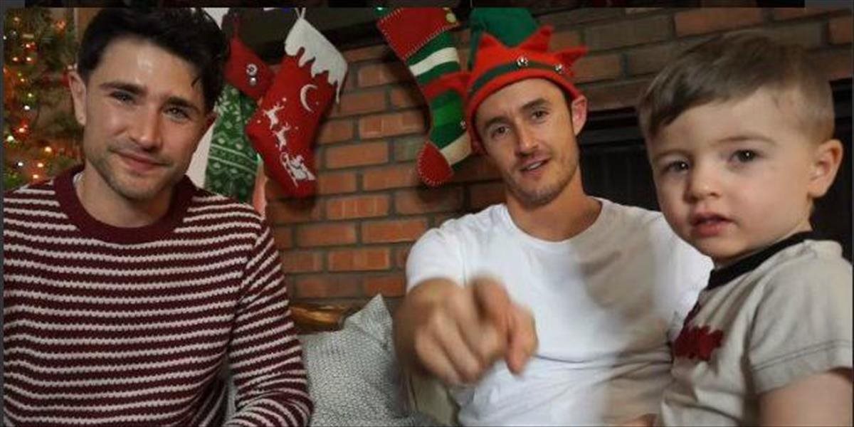 VIDEO Matt Dallas zo seriálu Kyle XY je otcom: S manželom si adoptoval syna Crowa