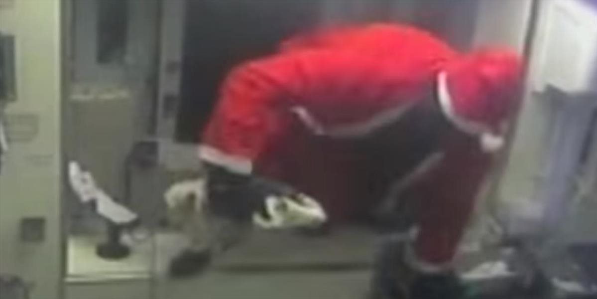 Vianočný lupič: V obleku Santa Clausa prepadol fastfood