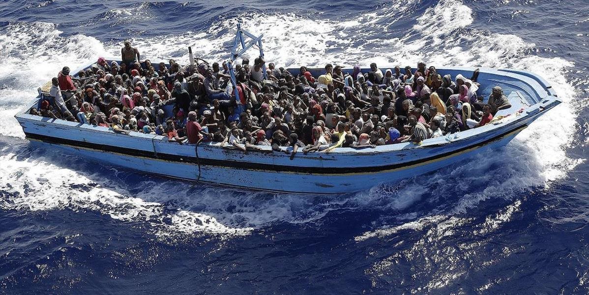 Prevrátila sa ďalšia loď s migrantmi, najmenej 18 mŕtvych