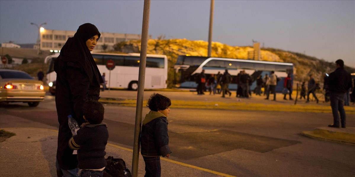 Autobusy prišli odviezť 2-tisíc islamistických bojovníkov z Damasku