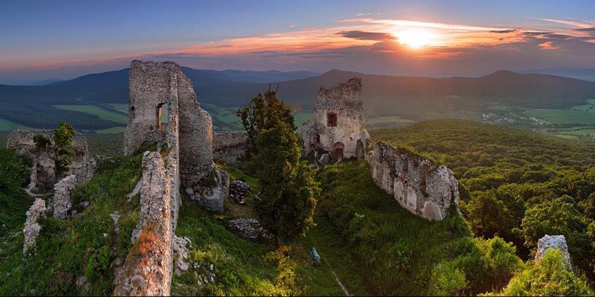 Archeológovia skúmali tento rok mnohé slovenské hrady
