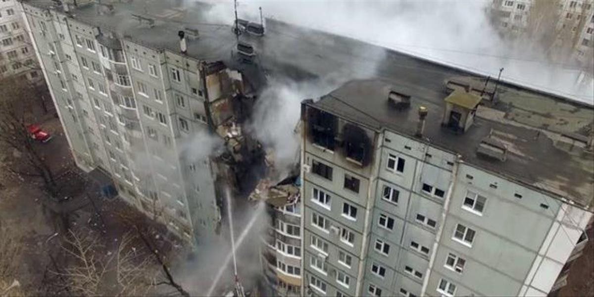 V Holandsku vybuchol obytný dom, jednu obeť hospitalizovali s popáleninami