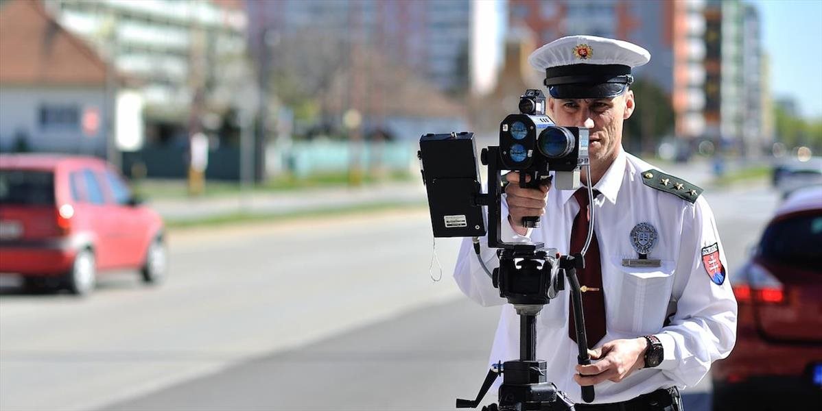 Vodiči pozor: Policajné kontroly na vás čakajú v okrese Lučenec