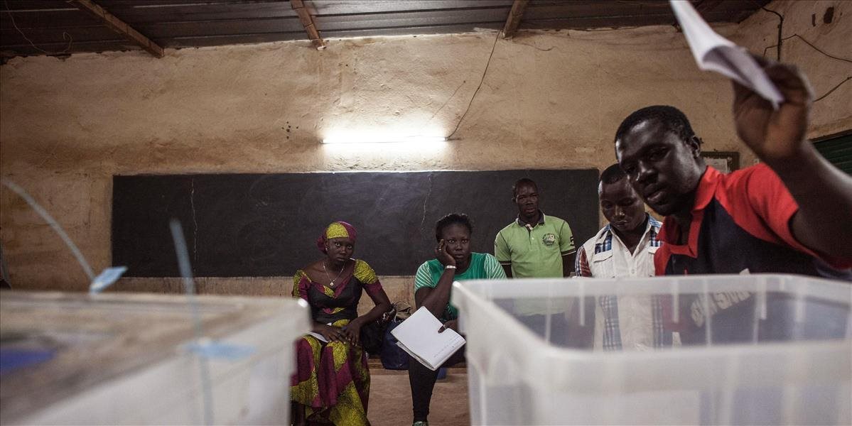 V Stredoafrickej republike sa konajú prezidentské a parlamentné voľby, môžu navrátiť demokraciu