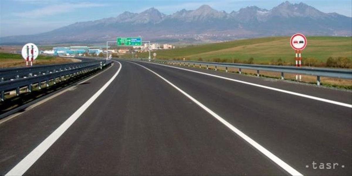 V roku 2016 by mali motoristi dostať do užívania 33 km nových diaľnic