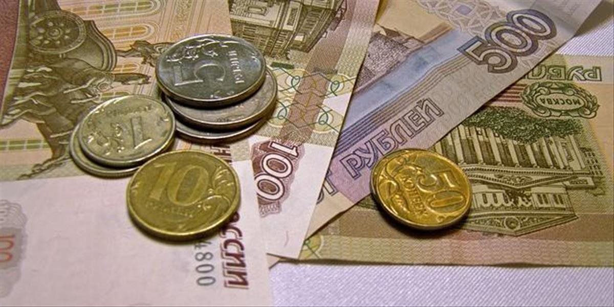 Kurz ruského rubľa oproti doláru je najnižší za celý rok