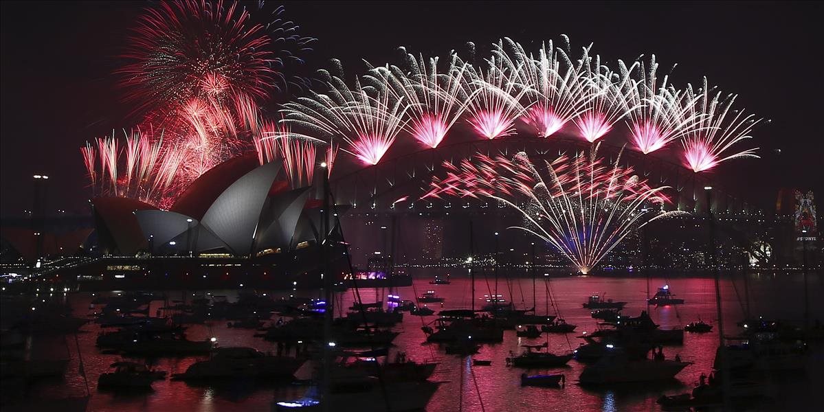 FOTO a VIDEO Sydney privítalo nový rok veľkolepým ohňostrojom, oslavy boli prísne strážené