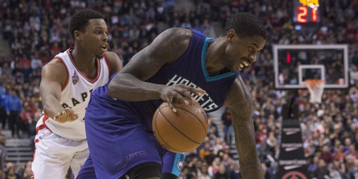 NBA: Toronto otočilo duel s Charlotte, Miami si poradilo s Dallasom